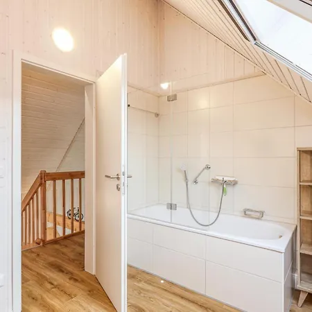 Stunning In Ostseeresort With Sauna Ferienhaus