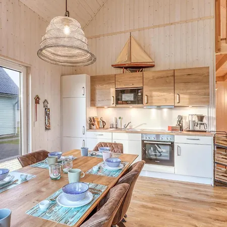 Stunning In Ostseeresort With Sauna Ferienhaus *